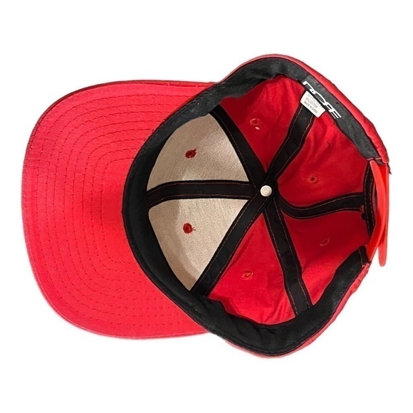 Y2K FLY Red Snapback Cap - Picture 5 of 5